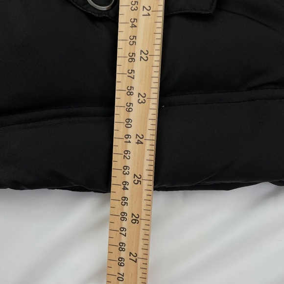 Brandon Thomas Medium Puffer Jacket Black with Removable Hood and Arm Sleeves - Picture 10 of 11